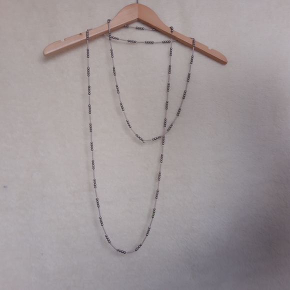 Beaded tan necklace - Picture 5 of 8